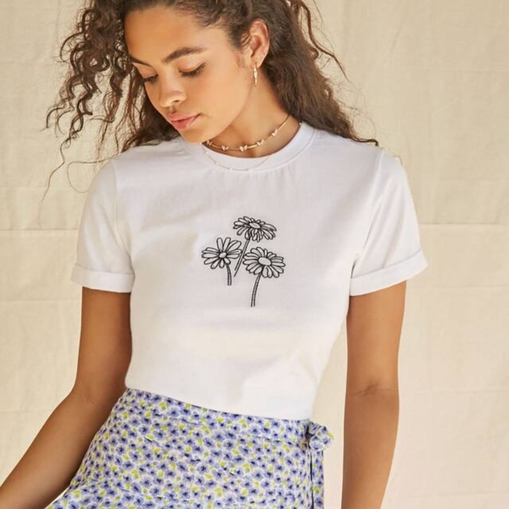 3/$15 F21 Sunflower Tee; NWT